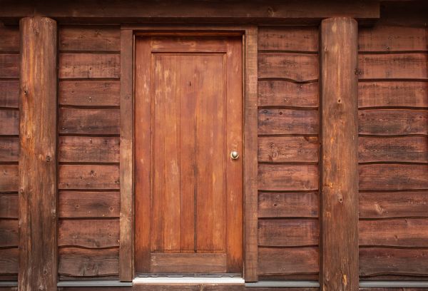 Log Cabin Siding Installation in Marysville