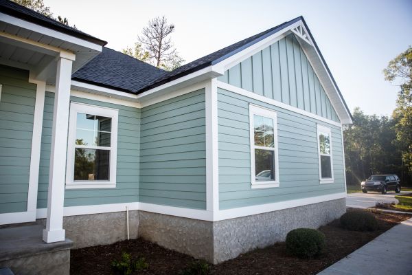 Board Siding Repair in Marysville